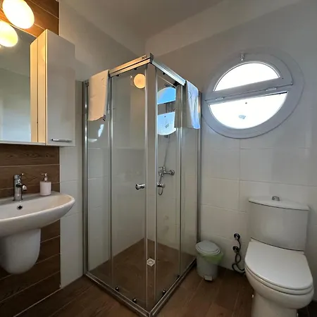 Myguest Rufus 13, Amazing Luxury Pool View Spacious 2-bedroom * Agios Georgios (Famagusta)